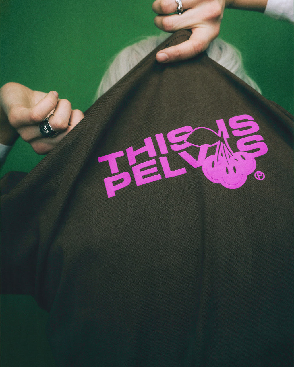 OVALO LOGO SS TEE BROWN